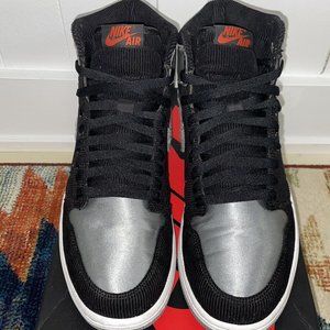 Size 10  AJ5991-062 Jordan 1 Retro High OG x Aleali May Satin Shadow  Authentic